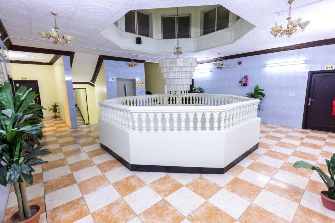 Al Eairy Furnished Apartments - Al Bahah 3 Eksteriør billede